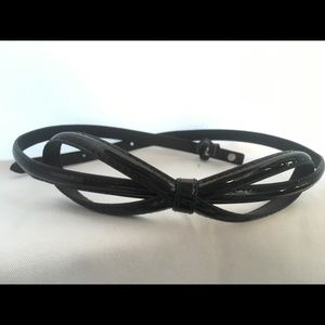 Patent bow waist belt